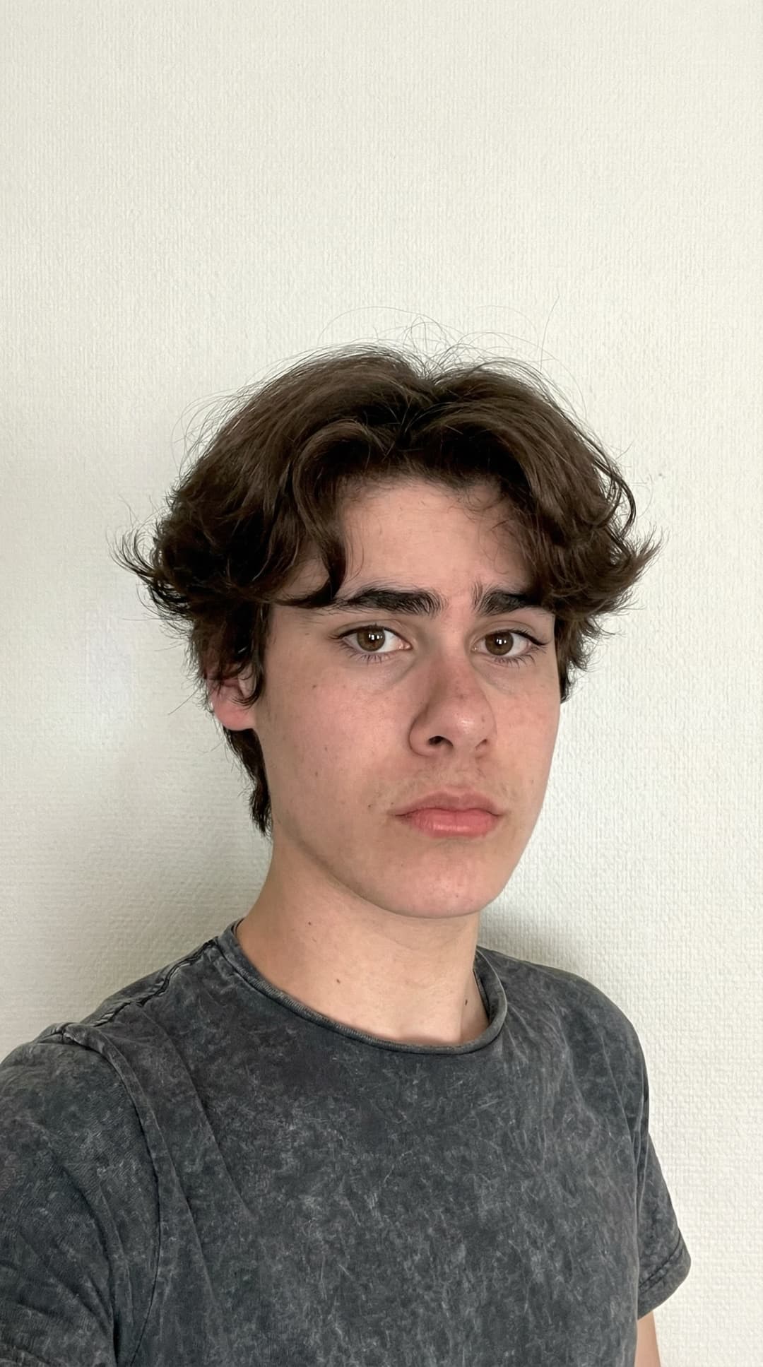 User photo before TRIMR Try-On Studio